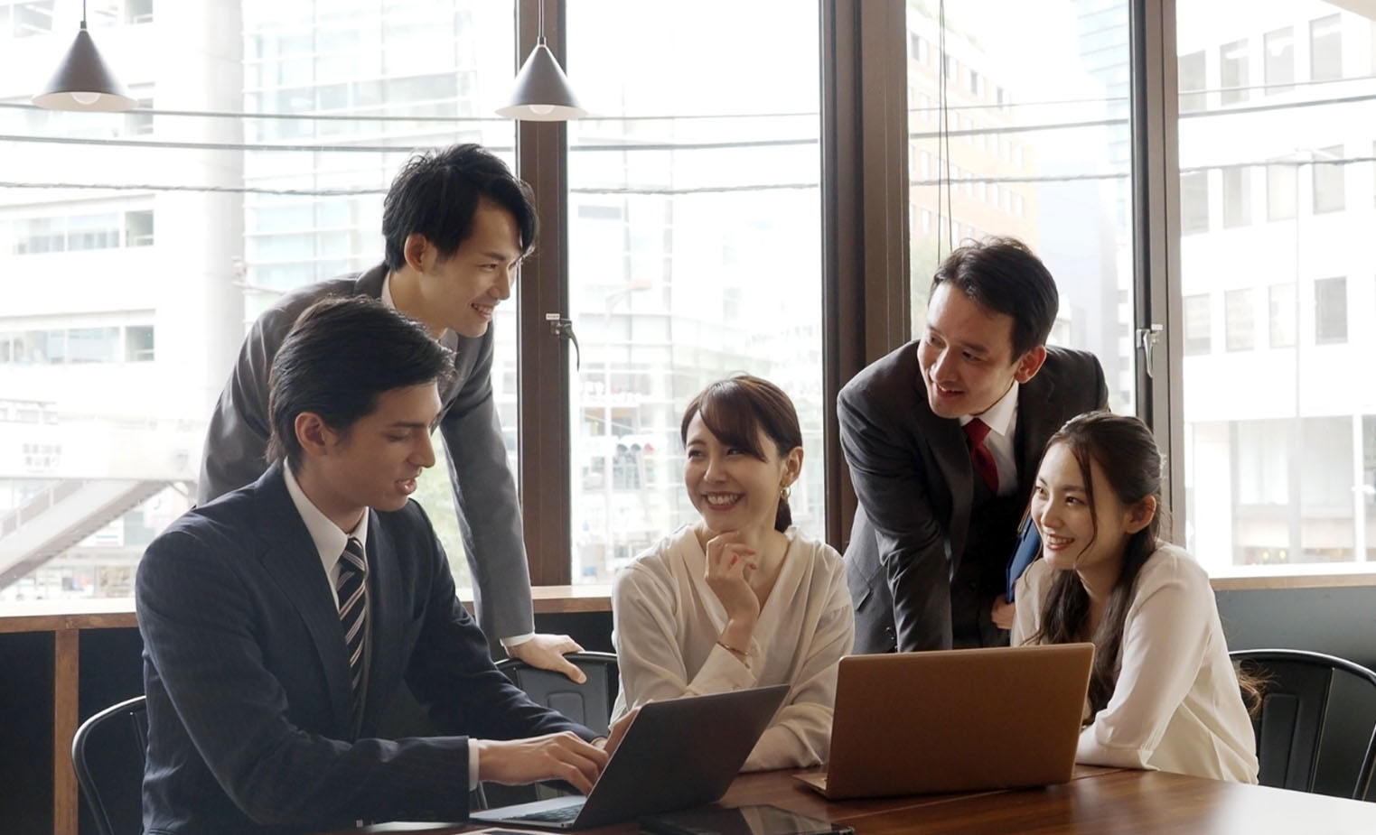 B2B Lead Generation & Database B2B Lead Generation & Database